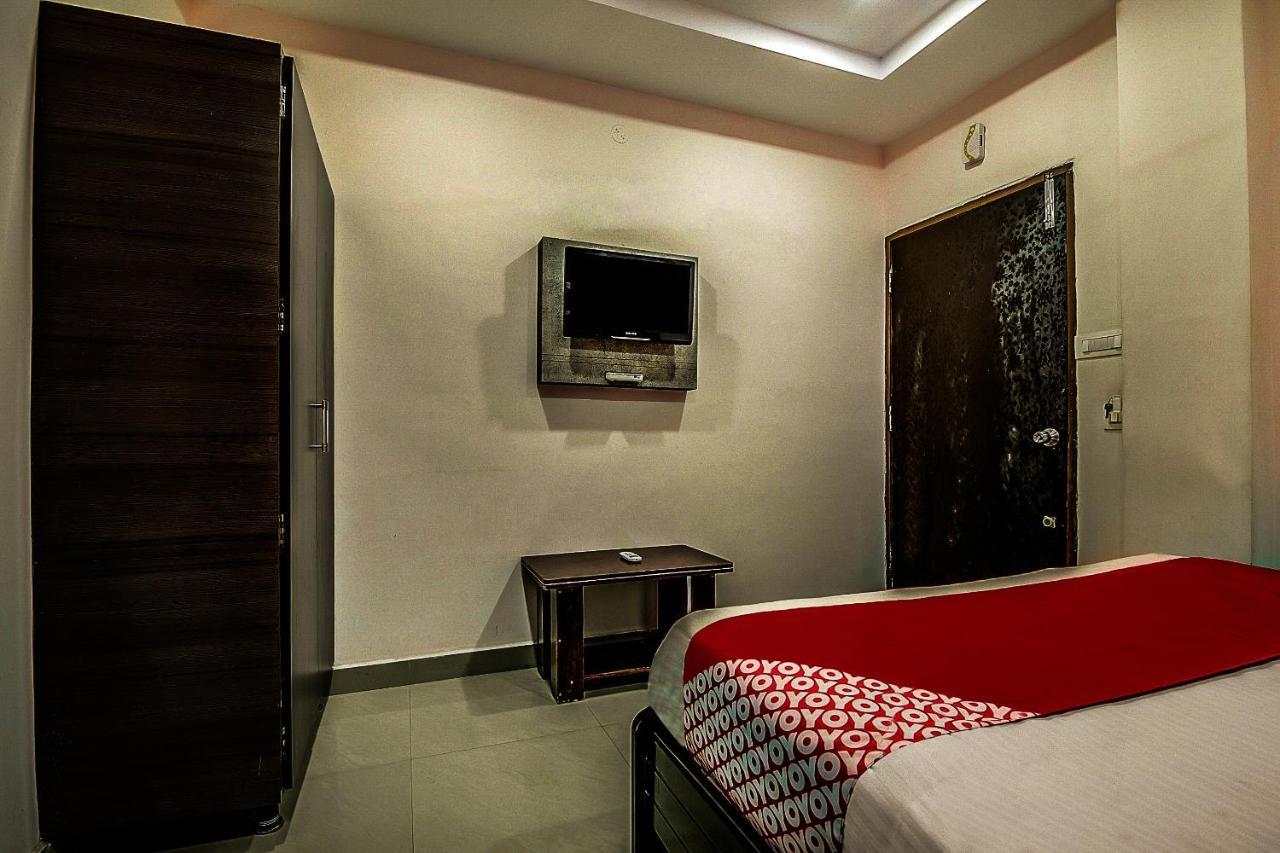 Oyo 8929 Stay Siddhartha Residency Jalāripeta Zewnętrze zdjęcie